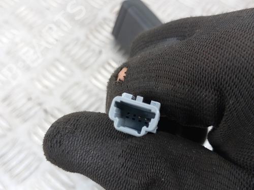 Seat buckle RENAULT MEGANE IV Grandtour (K9A/M/N_) 1.2 TCe 130 (K9MR) | BP29504652I32 
