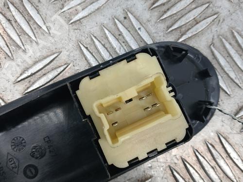 Left front window switch DACIA DUSTER SUV Van | BP36398182I27 - Image 2