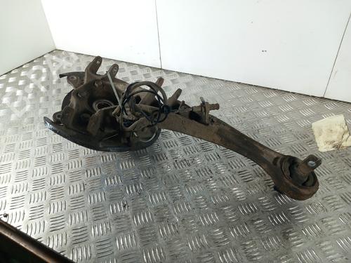 Used Right rear steering knuckle Right rear steering knuckle PEUGEOT 4007 (VU_, VV_) 2.2 HDi (156 hp) 28733641 28733641
