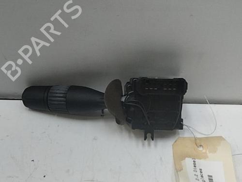 Used Steering column stalk RENAULT SAFRANE II (B54_) 2.2 dT (B54G) (113 hp) 28753228