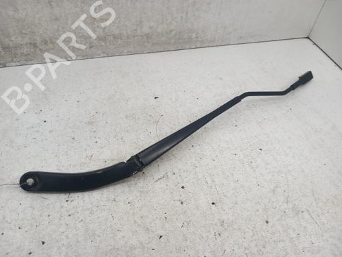 Used Front windshield wiper arm Front windshield wiper arm RENAULT CAPTUR I (J5_, H5_) 0.9 TCe 90 (90 hp) 28738524 28738524