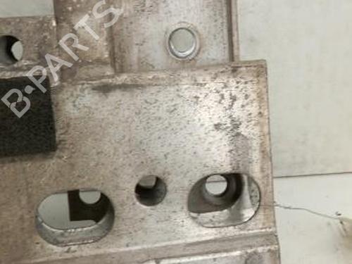 Used Front bumper reinforcement MINI MINI (R50, R53) One D (75 hp) 28784270