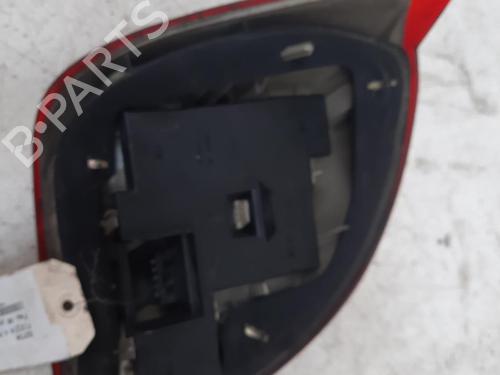 Used Right taillight FORD FIESTA IV (JA_, JB_) 1.8 D (60 hp) 28763525