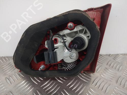 left-tailgate-light-vw-passat-b7-362-2010-2011-2012-2013-2014-2015-2016-28737333 main image