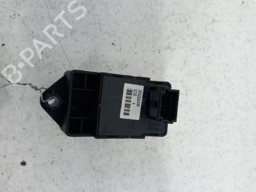 Used Switch RENAULT SCÉNIC III (JZ0/1_) 1.5 dCi (JZ02, JZ0R) (95 hp) 28768209