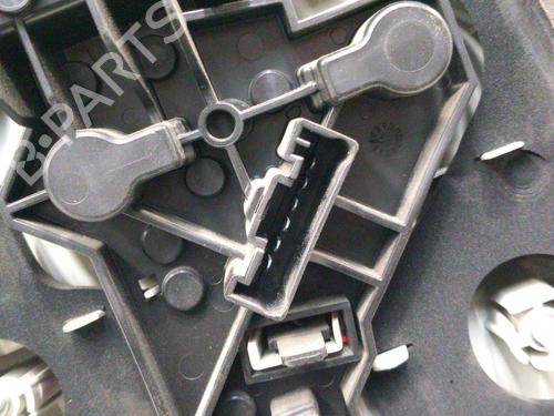 right-taillight-bmw-1-e87-2003-2004-2005-2006-2007-2008-2009-2010-2011-2012-2013-28789002 main image