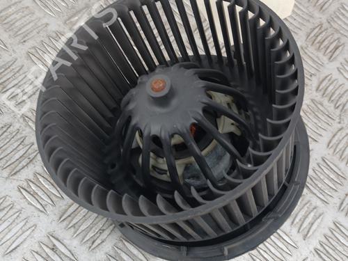 heater-blower-motor-renault-clio-iii-br01-cr01-2005-2006-2007-2008-2009-2010-2011-2012-2013-2014-33533927 main image