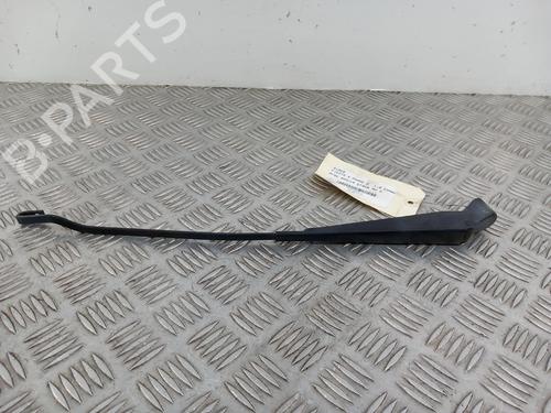 Used Front windshield wiper arm Front windshield wiper arm 37448981 37448981