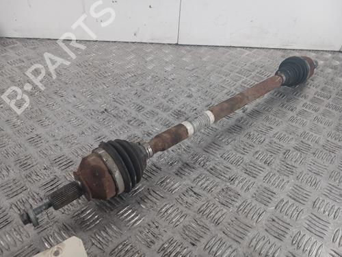 Used Right rear driveshaft Right rear driveshaft RENAULT TWINGO III (BCM_, BCA_) 0.9 TCe 90 (BCM9, BCM2) (90 hp) 32335245 32335245