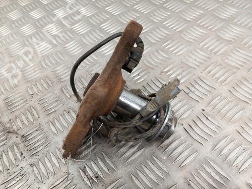 Used Right rear steering knuckle Right rear steering knuckle PEUGEOT 308 I (4A_, 4C_) 1.4 16V (95 hp) 28734990 28734990