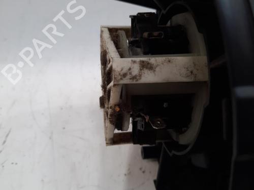 Used Heater blower motor MERCEDES-BENZ CLK (C208) CLK 200 (208.335) (136 hp) 28764102