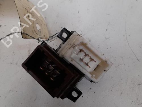 Used Left front window switch RENAULT ESPACE III (JE0_) 2.2 dCi (JE0K) (130 hp) 28747228