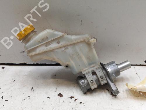 Used Brake master cylinder FIAT GRANDE PUNTO (199_) 1.3 D Multijet (75 hp) 28778668