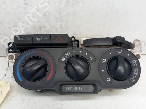 Commande Chauffage TOYOTA YARIS (_P1_) 1.0 (SCP10_, SCP10R) | BP28741322I5 