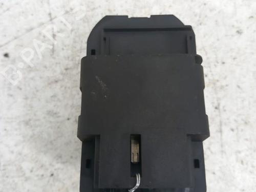 Used Left front window switch Left front window switch PEUGEOT 306 Hatchback (7A, 7C, N3, N5) 1.9 D (68 hp) 28740331 28740331