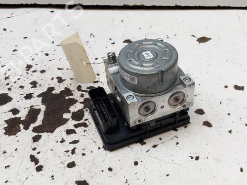 abs-pump-renault-megane-iv-hatchback-b9amn_-2015-28793067 main image