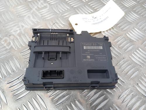 Used Card reader RENAULT CLIO IV (BH_) 0.9 TCe 90 (BHNF, BHMA, BHMH, BHJK, BHJR) (90 hp) 28782212