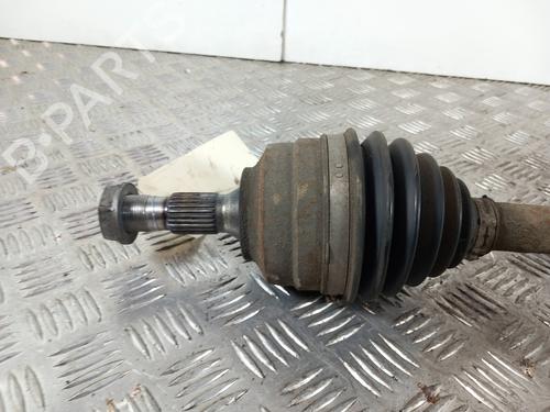 Used Right front driveshaft Right front driveshaft PEUGEOT 308 I (4A_, 4C_) 2.0 HDi (136 hp) 28741843 28741843