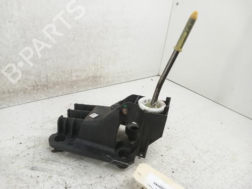Used Gear lever CITROËN C3 II (SC_) 1.4 HDi 70 (SC8HZC, SC8HR0, SC8HP4) (68 hp) 28743280