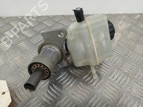 Used Brake master cylinder BMW 3 (E90) 318 d (122 hp) 28739517