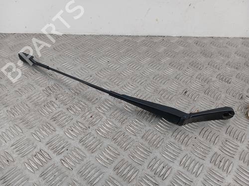 front-windshield-wiper-arm-audi-q3-8ub-8ug-2011-2012-2013-2014-2015-2016-2017-2018-2019-2020-31943737 main image