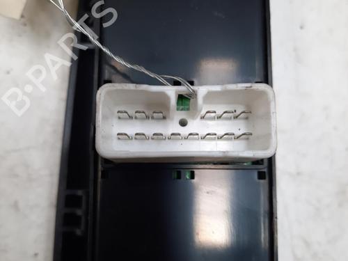 Used Left front window switch KIA CERATO I Hatchback (LD) 2.0 CRDi (112 hp) 28790619
