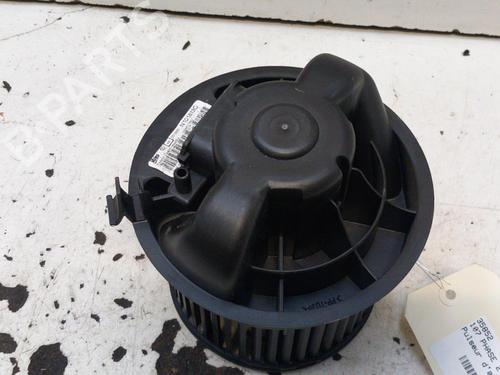 Heater blower motor PEUGEOT 107 (PM_, PN_) 1.0 | BP28767239M62