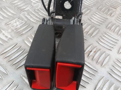 Used Seat buckle PEUGEOT 308 II (LB_, LP_, LW_, LH_, L3_) 1.6 BlueHDi 120 (120 hp) 28739948