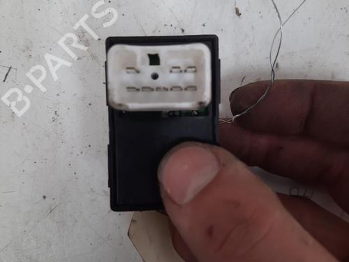 Used Left rear window switch KIA CEE'D Hatchback (ED) 1.6 CRDi 90 (90 hp) 28784663