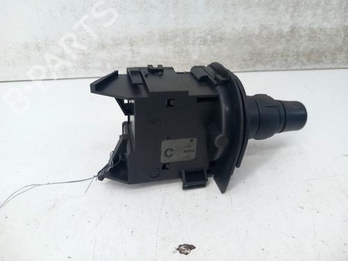Used Switch Switch RENAULT SCÉNIC II (JM0/1_) 1.5 dCi (JM1E, JM16) (106 hp) 28744087 28744087