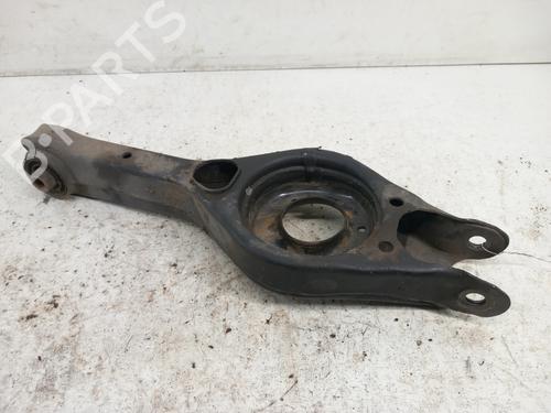 Used Right rear suspension arm KIA SPORTAGE III (SL) 1.7 CRDi (116 hp) 28739834