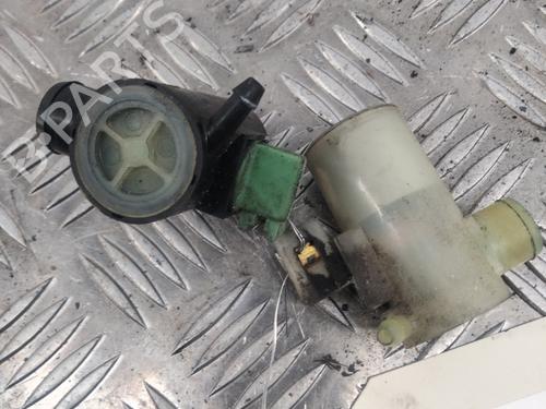 Used Washer pump Washer pump SUBARU LEGACY III Estate (BH) 2.5 AWD (BH9) (156 hp) 28739079 28739079