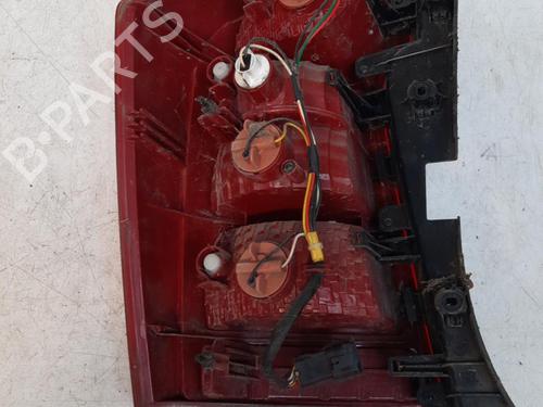 Used Right taillight KIA CARENS III MPV (UN) 2.0 CRDi 140 (140 hp) 28789246