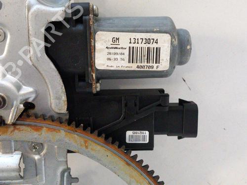 Used Front right window mechanism OPEL CORSA C (X01) 1.0 (F08, F68) (60 hp) 28770889