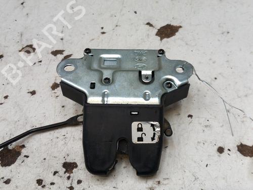 Used Switch HYUNDAI SONATA V (NF) 2.4 (162 hp) 28766775