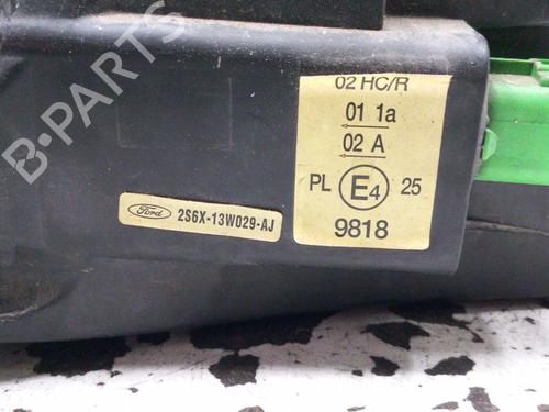 Right headlight FORD FIESTA V (JH_, JD_) 1.4 16V | BP28751829C29 