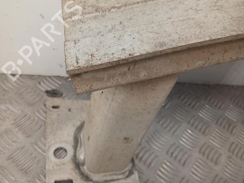 front-bumper-reinforcement-renault-clio-iv-bh_-2012-2013-2014-2015-2016-2017-2018-2019-2020-2021-37006862 main image