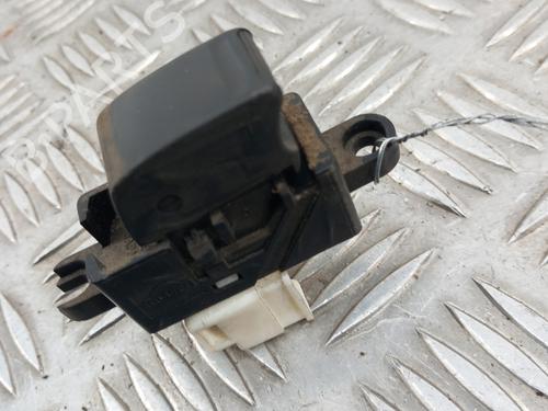 Used Left rear window switch NISSAN X-TRAIL I (T30) 2.2 dCi 4x4 (136 hp) 29202192