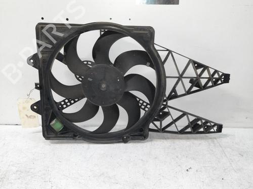 Used Radiator fan Radiator fan FIAT GRANDE PUNTO (199_) 1.3 D Multijet (75 hp) 28786326 28786326