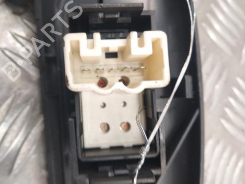 Right front window switch TOYOTA YARIS (_P1_) 1.0 (SCP10_, SCP10R) | BP28738843I26 - Image 2