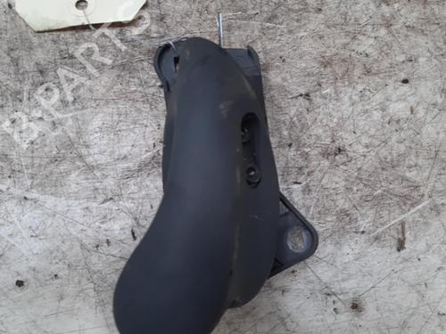 Used Front right interior door handle Front right interior door handle PEUGEOT BOXER Van (244) 2.2 HDi (101 hp) 28760428 28760428