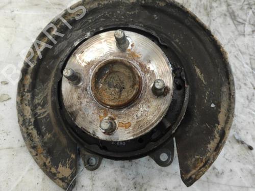 Achsschenkel links hinten für TOYOTA COROLLA (_E12_) 1.4 D (NDE120_, NDE120R) (90 hp) 28747269