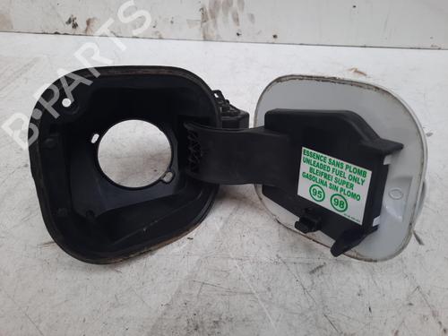 Używane Klapa wlewu paliwa RENAULT TWINGO III (BCM_, BCA_) 0.9 TCe 90 (BCM9, BCM2) (90 hp) 28752610