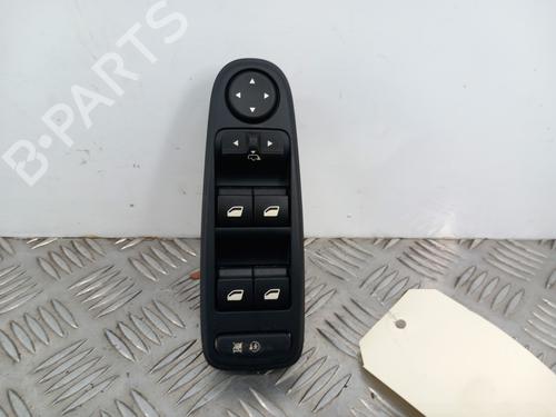 Used Left front window switch CITROËN C4 Picasso I MPV (UD_) 2.0 i 16V (140 hp) 30619177