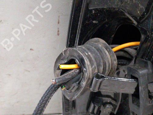 Used Right front door MERCEDES-BENZ 124 Saloon (W124) 250 D (124.125) (94 hp) 28751677