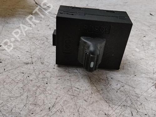 Used Left rear window switch Left rear window switch JEEP GRAND CHEROKEE II (WJ, WG) 2.7 CRD 4x4 (163 hp) 28763134 28763134