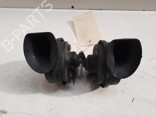 Toeter MERCEDES-BENZ CLK (C208) CLK 200 (208.335) (136 hp) 28764092