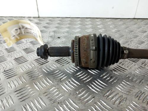 Used Left front driveshaft KIA CEE'D (JD) 1.6 CRDi 136 (136 hp) 28741115