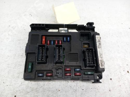 Fuse box CITROËN C5 I (DC_) 2.0 HDi (DCRHZB, DCRHZE) | BP28784098E1
