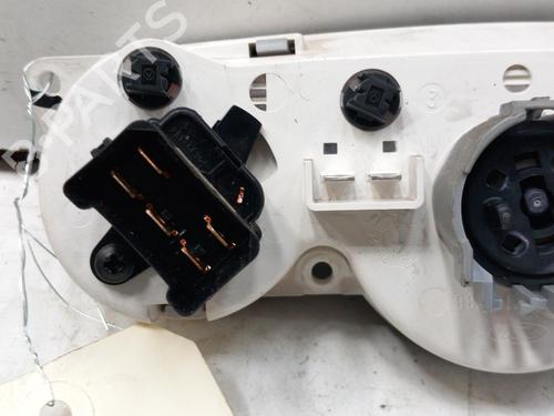 climate-control-ford-transit-connect-p65_-p70_-p80_-2002-28766690 main image